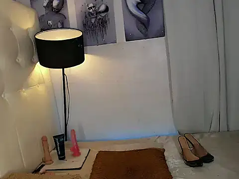 Snapshot of Foxxy_Barbie chatting on 01/19/26, 05:44 Foxxy Barbie online show from 01/19/26, 05:44