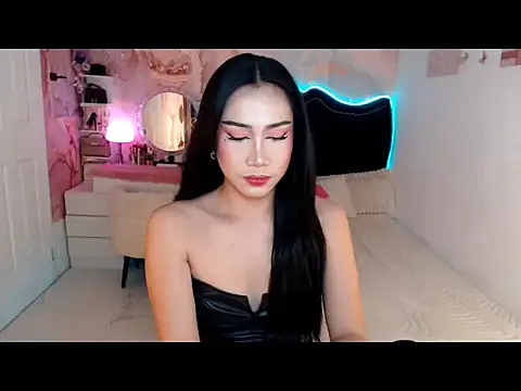 Snapshot of Sluttyvana chatting on 06/11/26, 01:53 Sluttyvana online show from 06/11/26, 01:53