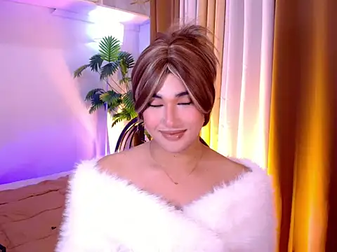 Snapshot of magnificent_kitana chatting on 04/25/26, 05:10 magnificent kitana online show from 04/25/26, 05:10