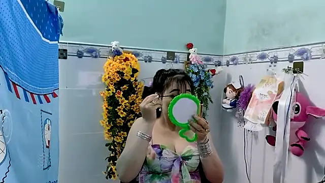 emgaixinhngoan online show from 09/28/25, 03:50