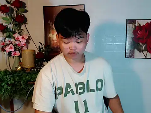Reynelcock online show from 08/06/26, 07:21