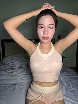 Snapshot of -katinat- chatting on 09/23/25, 03:48 -katinat- online show from 09/23/25, 03:48