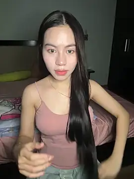 Snapshot of -katinat- chatting on 10/08/25, 03:53 -katinat- online show from 10/08/25, 03:53