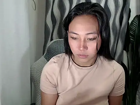 sweetiie caren online show from 07/26/26, 11:00