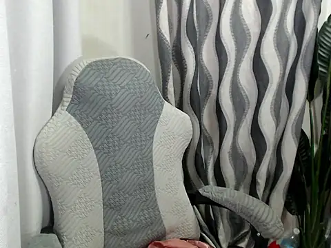 sweetiie caren online show from 07/28/26, 03:21