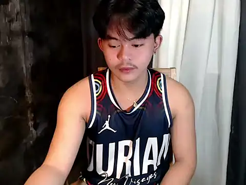 urguy toshi online show from 09/23/25, 02:09