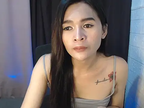 Snapshot of sweetsasha68 chatting on 05/30/26, 01:30 sweetsasha68 online show from 05/30/26, 01:30