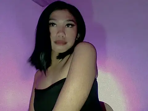 Maxine Sucks online show from 10/24/25, 01:07