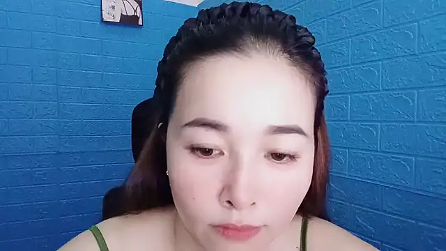 benahotsex69 online show from 09/11/25, 11:54