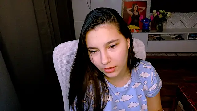 Snapshot of Arianna_Grend chatting on 11/20/25, 01:22 Arianna Grend online show from 11/20/25, 01:22