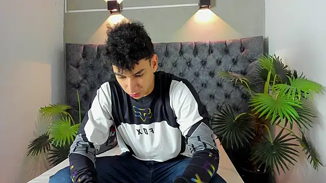 ALAN REDINGER online show from 10/18/25, 01:23