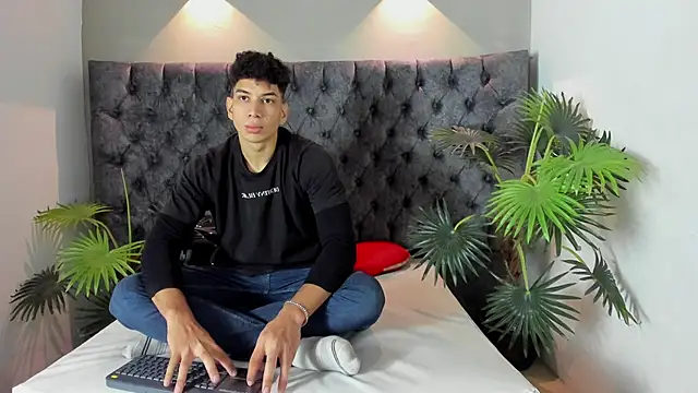 ALAN REDINGER online show from 10/31/25, 12:28