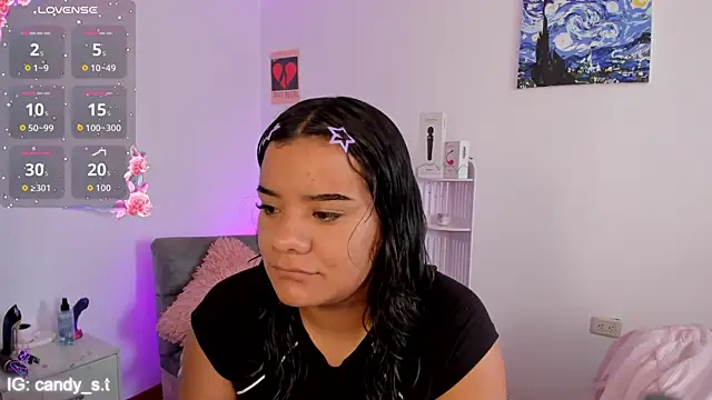 Shophie thoopson online show from 07/25/26, 02:14