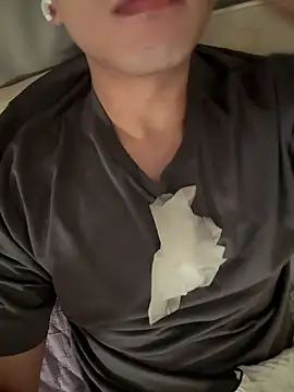 Snapshot of gochu1004 chatting on 10/26/25, 02:34 gochu1004 online show from 10/26/25, 02:34