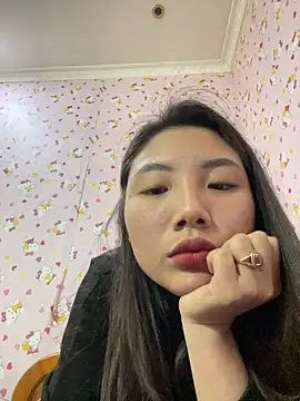 D2sweet online show from 11/28/25, 03:47