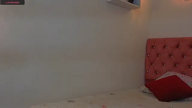 Snapshot of Kyra_Honey chatting on 10/07/25, 07:55 Kyra Honey online show from 10/07/25, 07:55