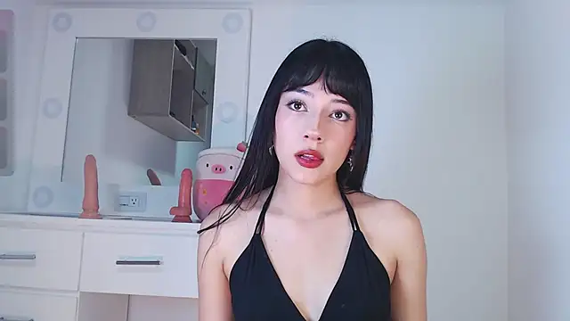 Snapshot of Cleogh_ chatting on 11/30/25, 06:23 Cleogh online show from 11/30/25, 06:23