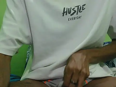 rockyy23boy online show from 12/16/25, 02:44