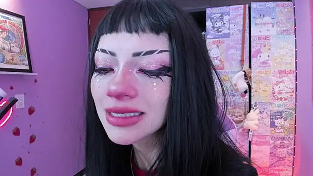 Snapshot of Vero_Osb_ chatting on 11/28/25, 11:40 Vero Osb online show from 11/28/25, 11:40