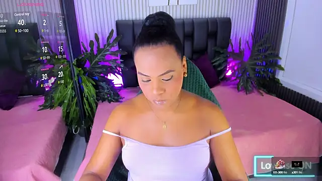 AriebonyBrooke online show from 10/16/25, 11:44