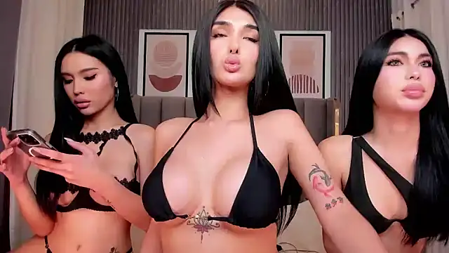 Snapshot of ScarletGreysonn chatting on 09/26/25, 10:14 ScarletGreysonn online show from 09/26/25, 10:14