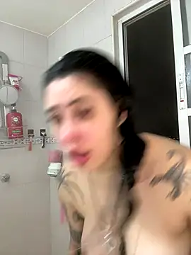 Snapshot of Draculona-666 chatting on 10/10/25, 06:56 Draculona-666 online show from 10/10/25, 06:56