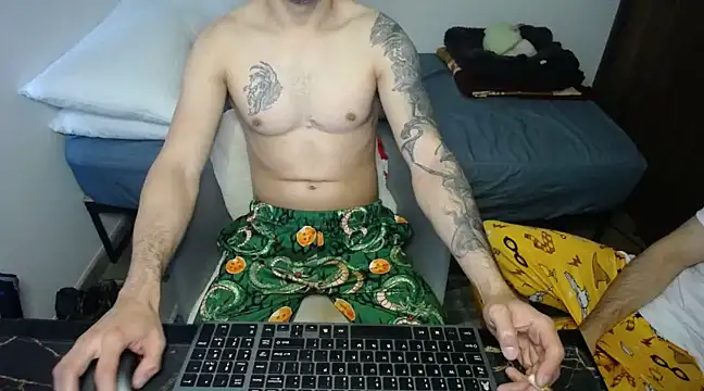 Snapshot of bossking017 chatting on 01/26/25, 02:52 bossking017 online show from 01/26/25, 02:52