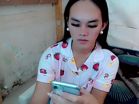 Ur Goddes Barbie online show from 07/16/26, 10:27