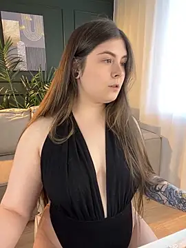 Snapshot of Lovely_Waifu chatting on 05/23/26, 03:05 Lovely Waifu online show from 05/23/26, 03:05