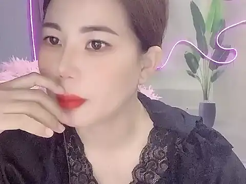 yumylovesex online show from 09/16/25, 11:11