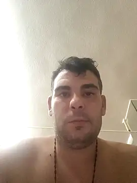 Snapshot of m702d-gr chatting on 09/28/25, 01:05 m702d-gr online show from 09/28/25, 01:05