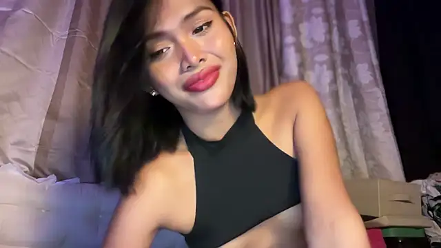 Yourbaby angelx online show from 09/13/25, 10:26