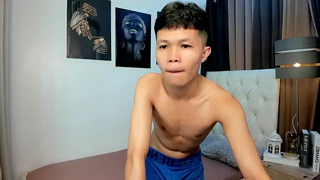 Snapshot of crazyasiantwink chatting on 09/13/25, 05:46 crazyasiantwink online show from 09/13/25, 05:46