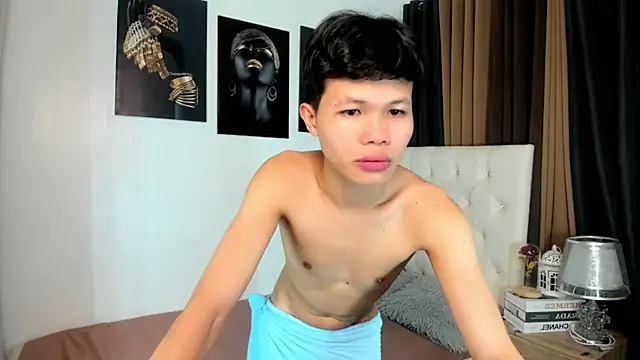 Snapshot of crazyasiantwink chatting on 10/12/25, 06:01 crazyasiantwink online show from 10/12/25, 06:01