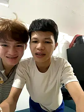 Snapshot of crazyasiantwink chatting on 10/18/25, 07:14 crazyasiantwink online show from 10/18/25, 07:14