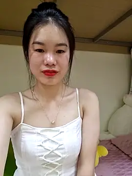 Snapshot of Baby-ladytits2025 chatting on 09/22/25, 03:47 Baby-ladytits2025 online show from 09/22/25, 03:47