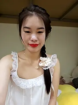 Snapshot of Baby-ladytits2025 chatting on 10/30/25, 03:19 Baby-ladytits2025 online show from 10/30/25, 03:19