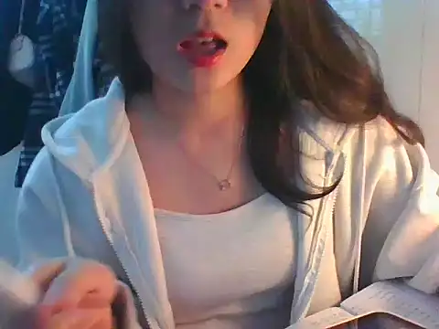 Linzly online show from 11/01/25, 02:35