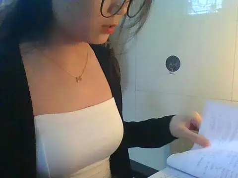 Linzly online show from 11/05/25, 02:55