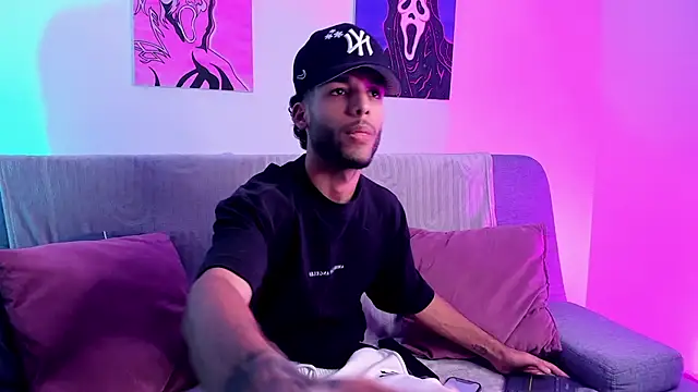 Thiagoferreti online show from 07/15/26, 03:23