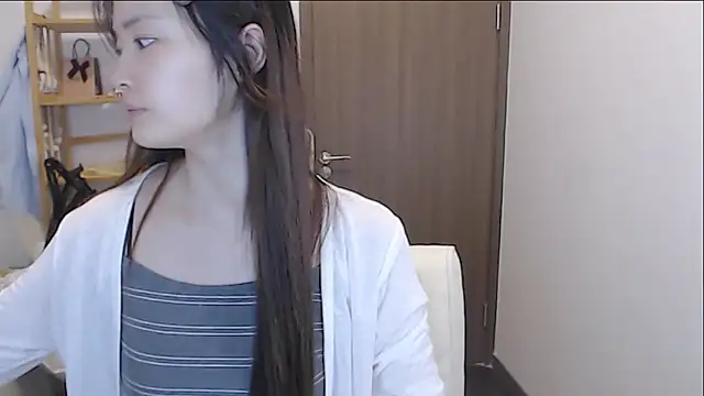 Snapshot of Mimi-cnbaby chatting on 06/02/26, 02:08 Mimi-cnbaby online show from 06/02/26, 02:08