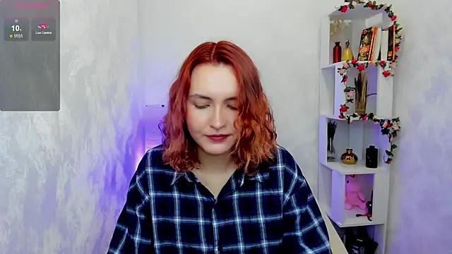 Snapshot of Elis_Cherry chatting on 09/10/25, 01:49 Elis Cherry online show from 09/10/25, 01:49