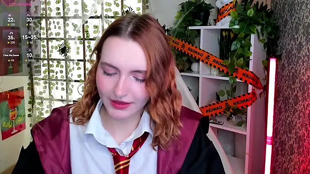 Elis Cherry online show from 10/27/25, 02:04