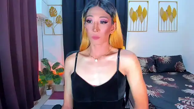 Amandawillson online show from 10/07/25, 07:11