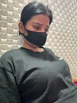 Hot Jaanvi  online show from 06/12/26, 04:33