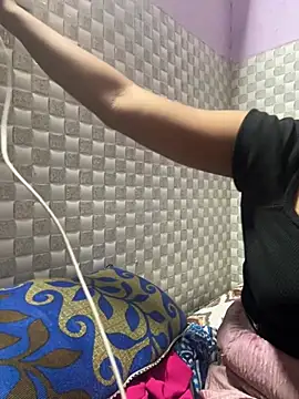 Hot Jaanvi  online show from 06/13/26, 04:16