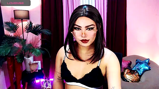 Unique Maya online show from 10/24/25, 08:00