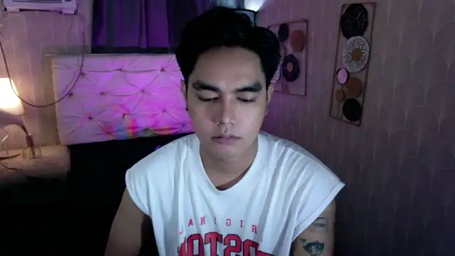 Snapshot of JakeXolsen chatting on 11/09/25, 06:17 JakeXolsen online show from 11/09/25, 06:17