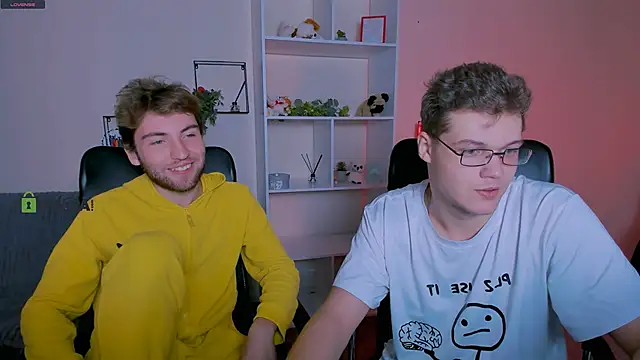 lucas long  online show from 10/09/25, 07:23