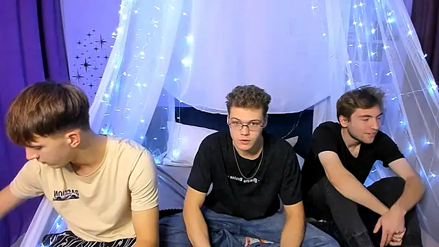 lucas long  online show from 10/18/25, 07:03